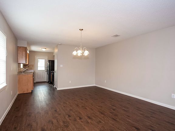 5th image of 1817 Wren Dr