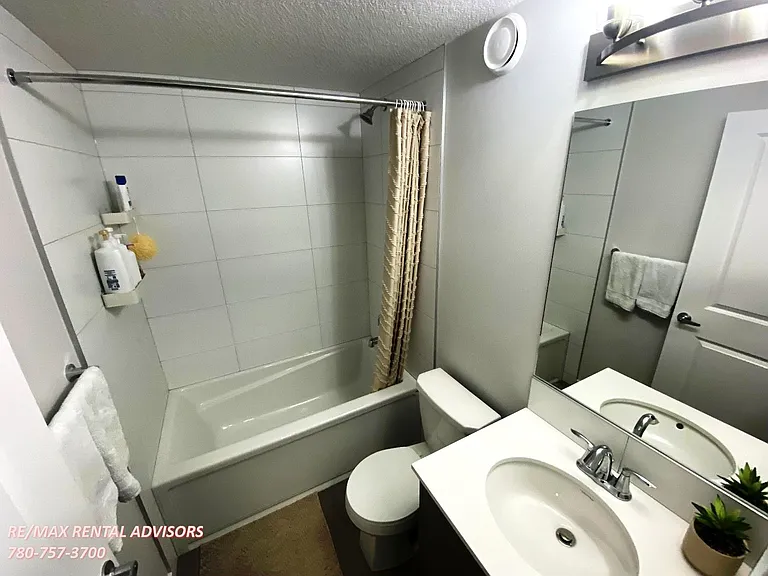 2127 Muckleplum Cres SW #BASEMENT — Photo 13