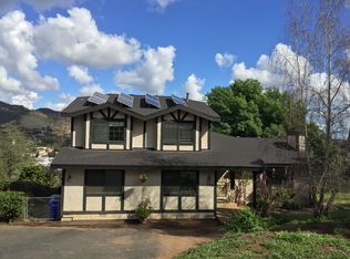 233 Sunrise Cir, Vista, CA 92084