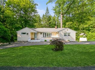 230 Salem Rd, Pound Ridge, NY 10576