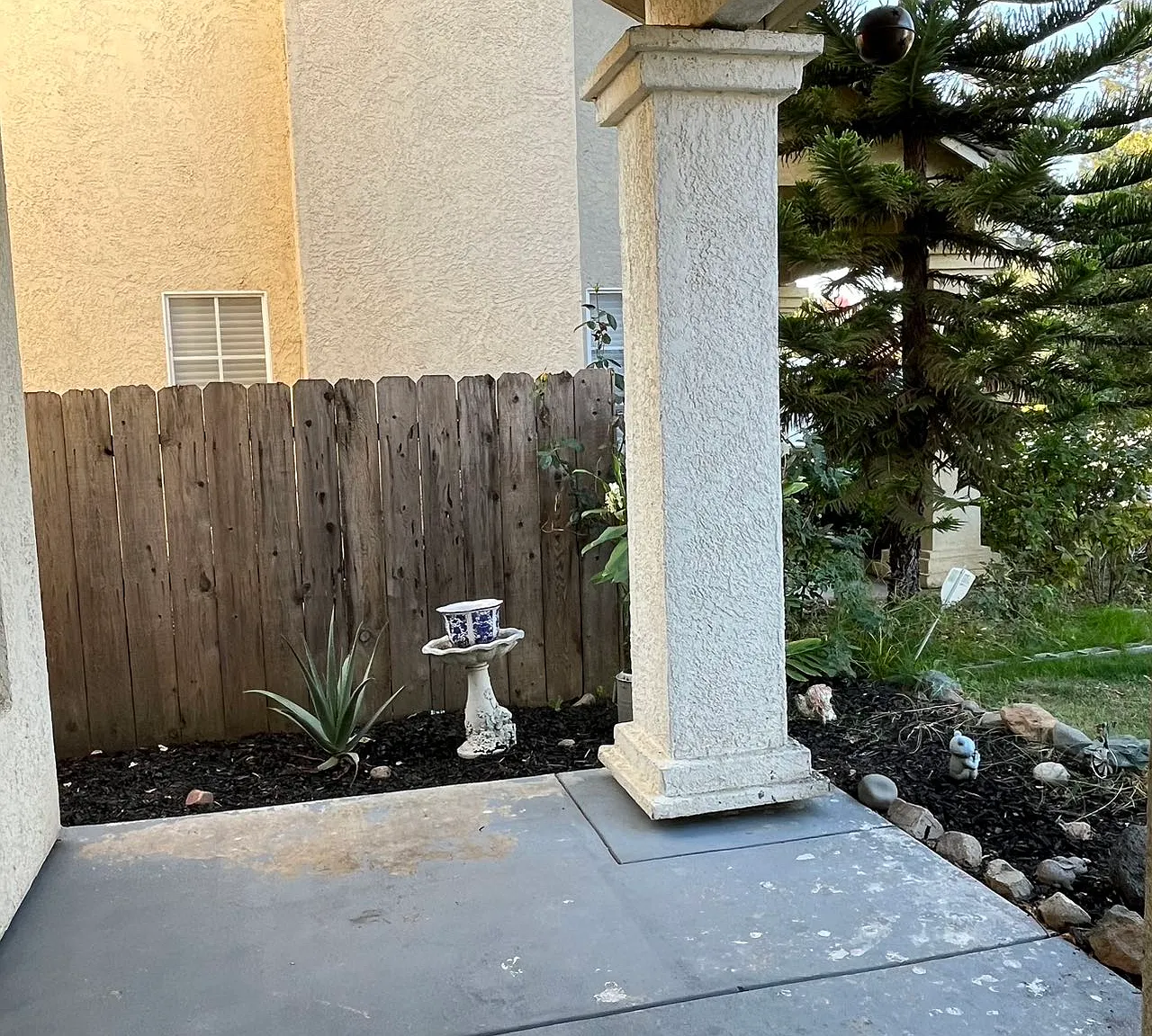 5 bed, 2280 sqft, $2,950 — Photo 3