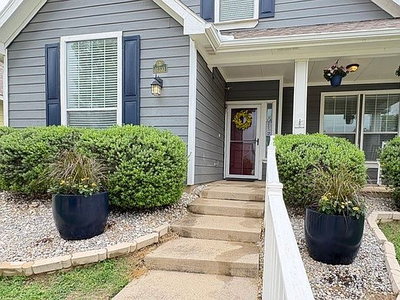 2nd image of 10333 Franklin Dr
