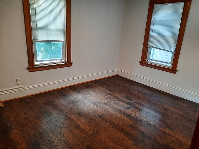 6 Smythe St #2 — Photo 10