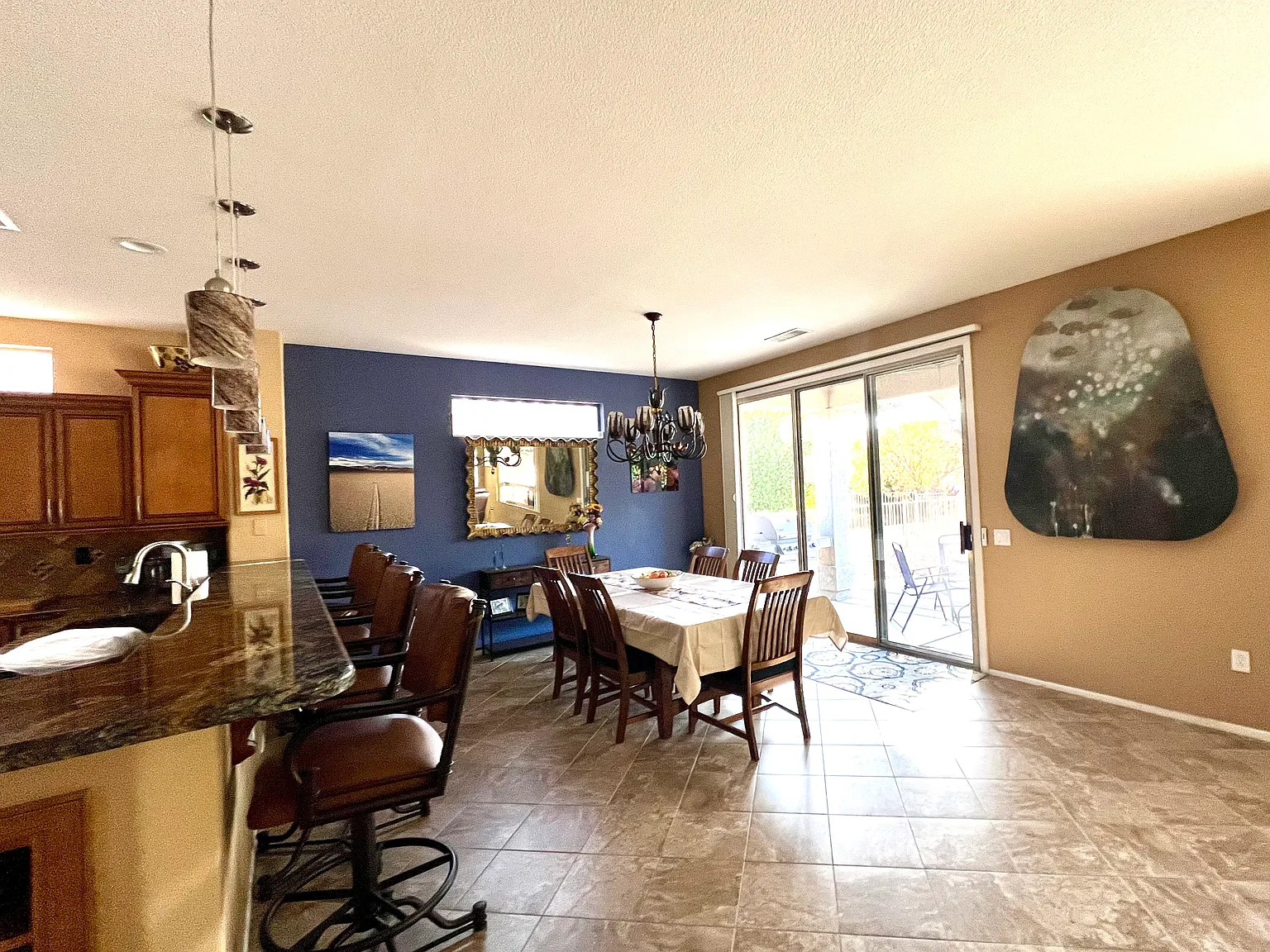15847 W Bridgewood Dr — Photo 4