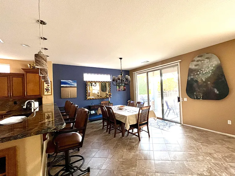 15847 W Bridgewood Dr — Photo 4