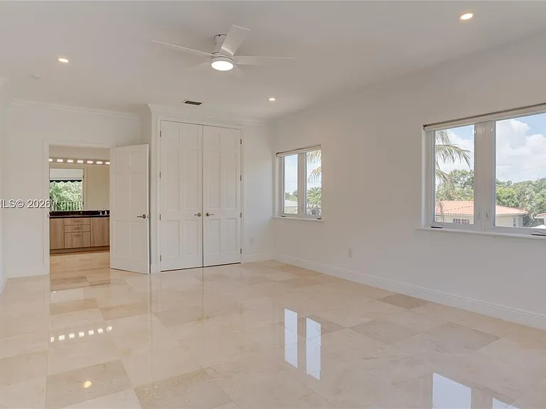 500 SW 51st Ct — Photo 30