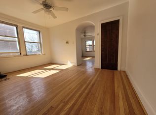 3549 N Racine Ave, Chicago, IL 60657