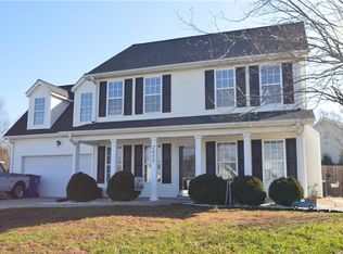 2462 Greenview Dr, Graham, NC 27253