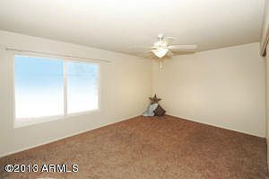 4th image of 2222 W El Moro Ave