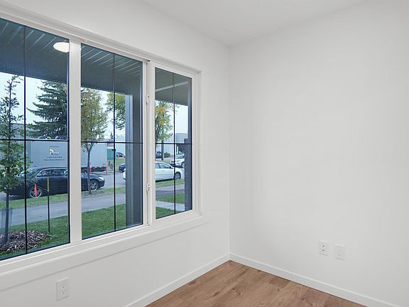 4th image of 29 Airport Rd NW #3