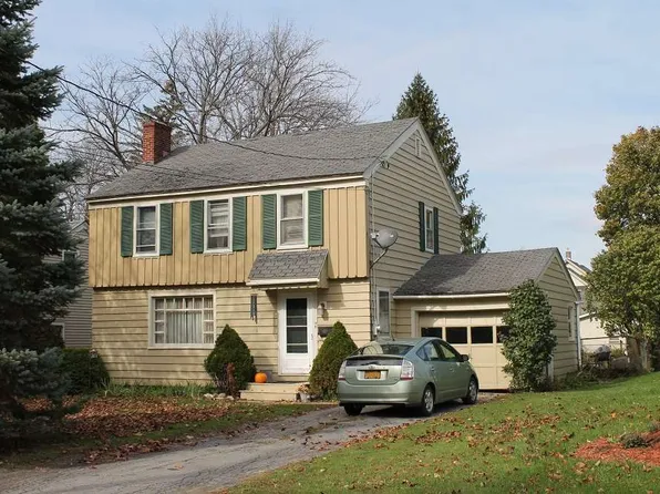 12 Highland Ave, Massena, NY 13662