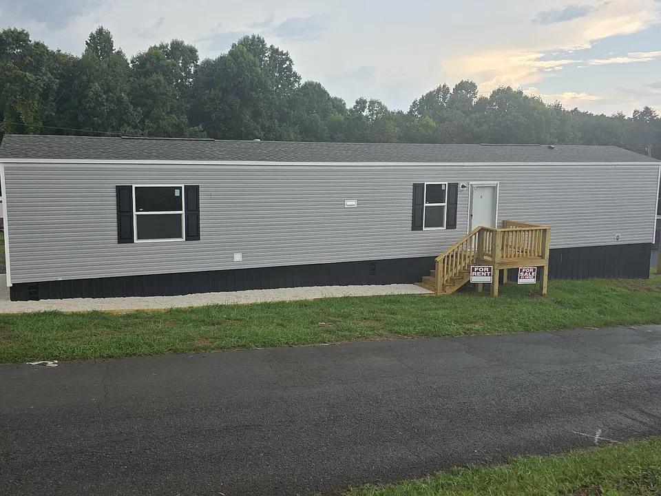 39 Sunny Brook Loop