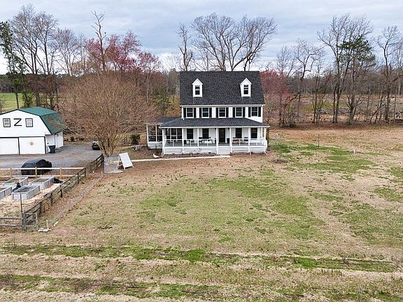 4th image of 8416 Harmony Rd