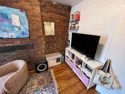 Rented by Best Apartments North Inc | media 19