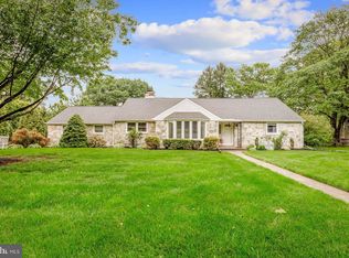 419 Keats Rd, Huntingdon Valley, PA 19006