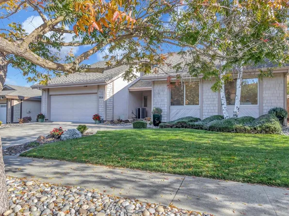 7026 Calcaterra Dr, San Jose, CA 95120