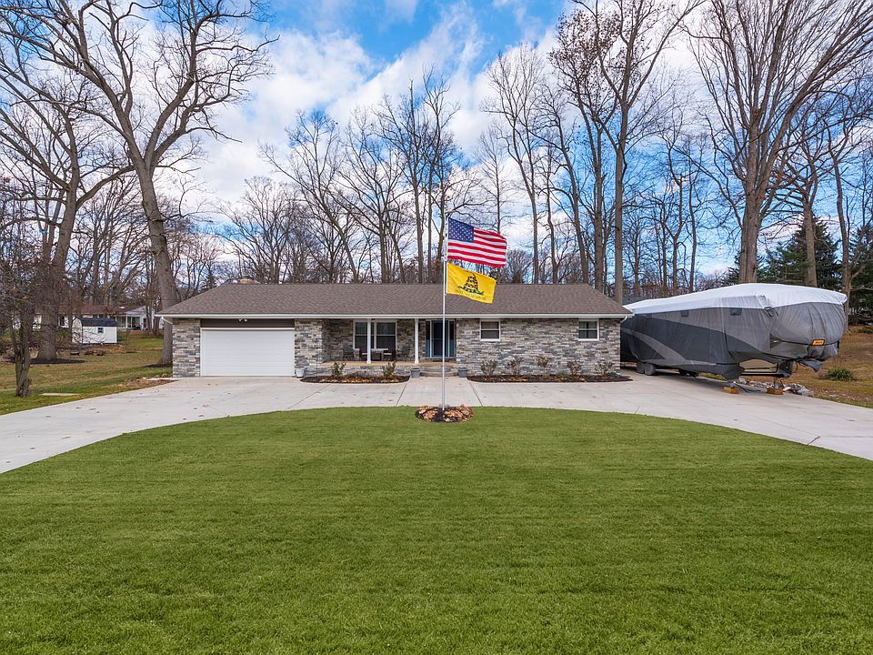 1st image of 157 Forestwood Dr