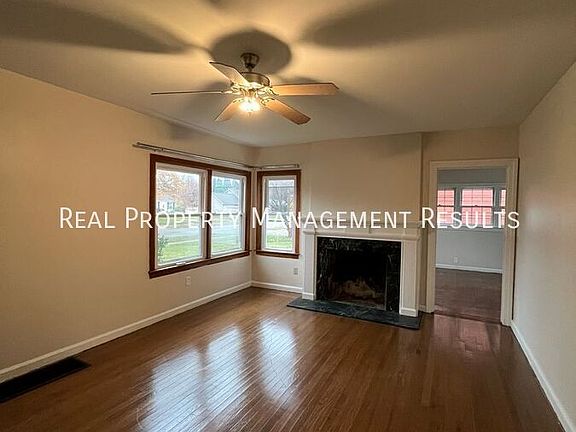 3rd image of 1709 E Blackford Ave