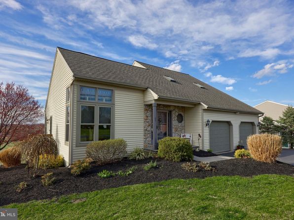65 S Reamstown Rd, Stevens, PA 17578