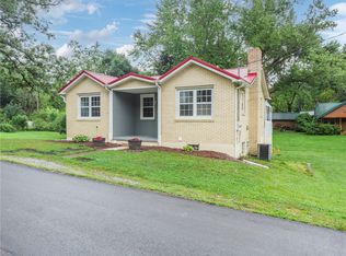 116 Simpson Rd, Greensburg, PA 15601