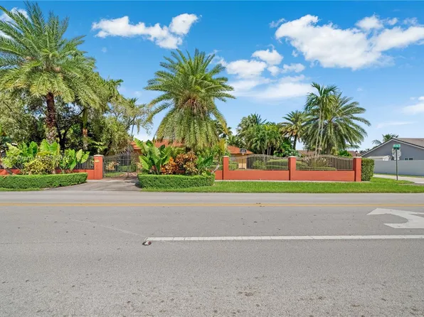 2195 SW 142nd Ave, Miami, FL 33175
