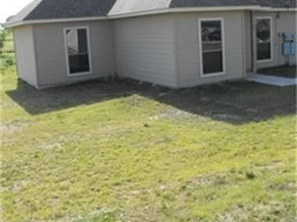 128 Collett Ct, Weatherford, TX 76088