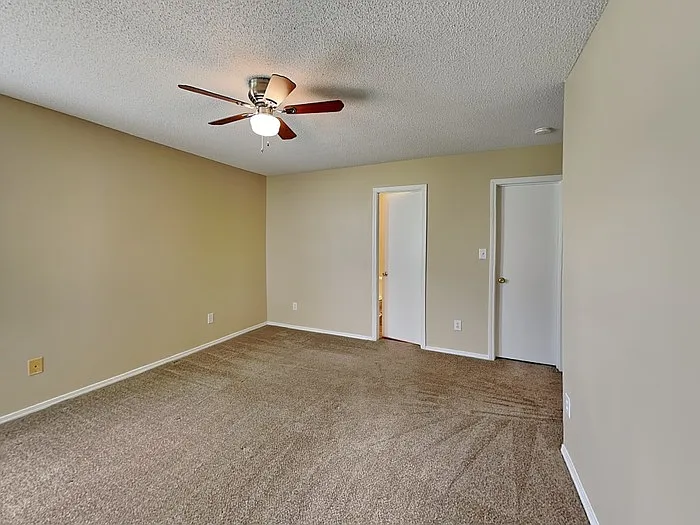 3059 Champion Ln SW — Photo 12