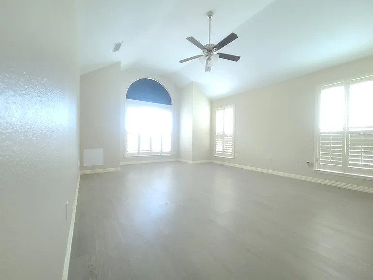 7509 Avalon Dr — Photo 12