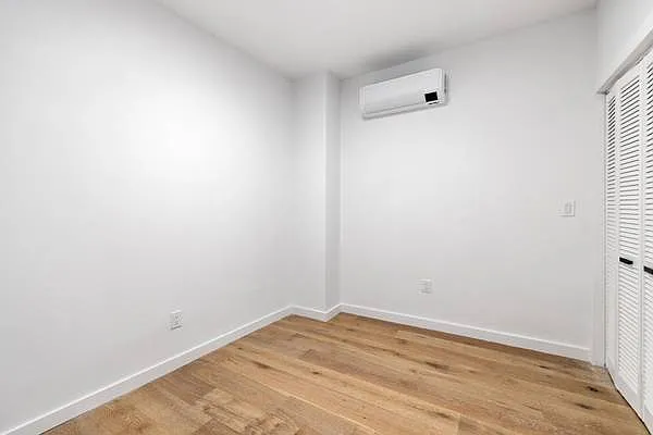 Rented by Brooklyn Property Group LLC | media 7