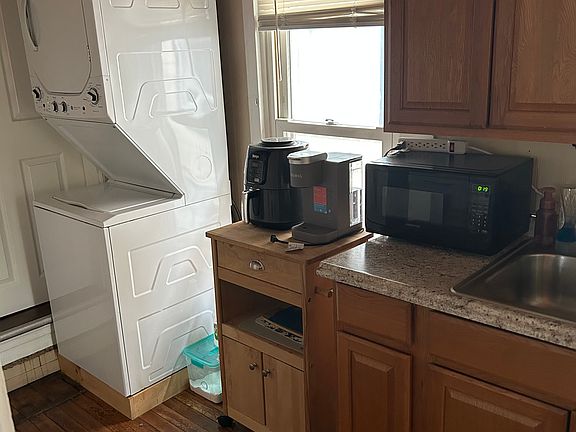5th image of 519 High St Unit 2
