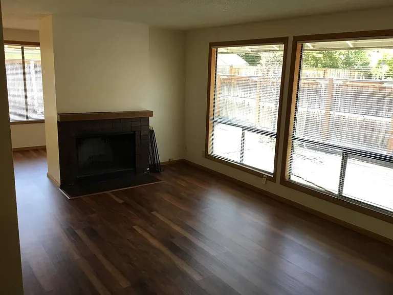 1740 Balboa St — Photo 5