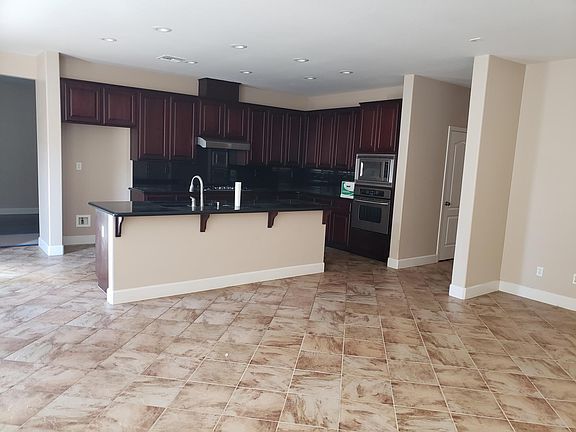 2nd image of 2630 San Remo Ct