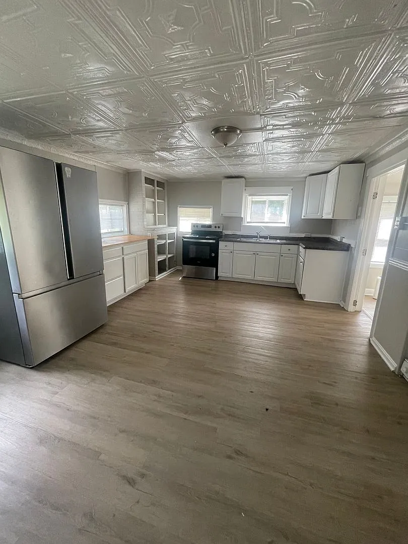 2 Bed 1 Bath House in Boonsboro — Photo 1
