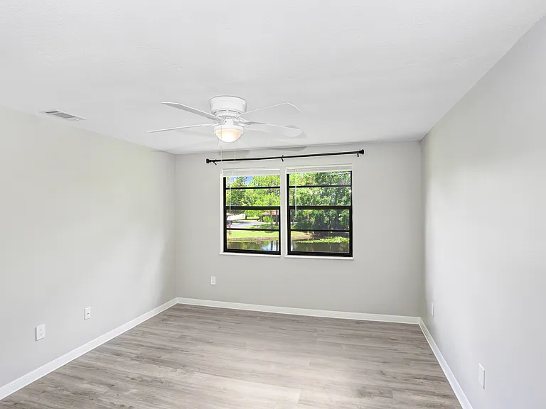 137 Hunter Lake Dr #C — Photo 17