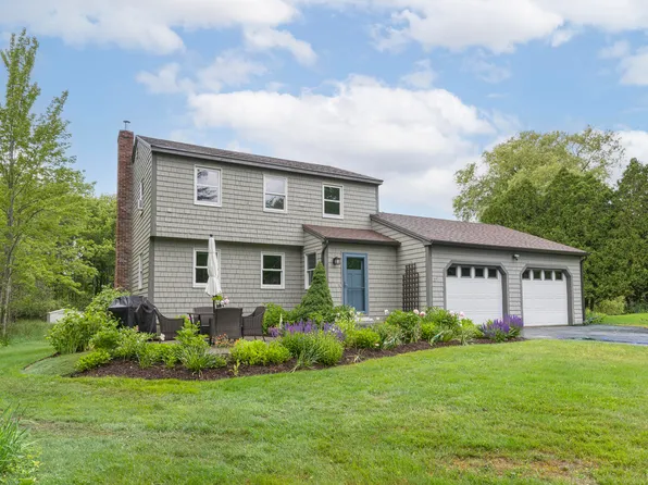 27 Gail Lane, Yarmouth, ME 04096