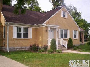 606 & 606-1/2 W Main St, Lebanon, TN 37087