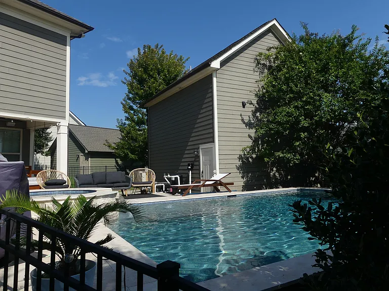 2404 Double Oaks Rd — Photo 7