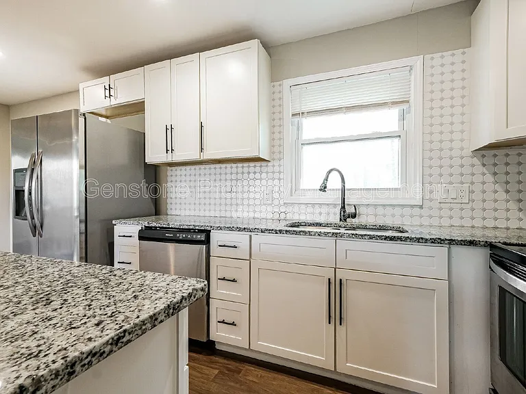 5362 Montezuma Dr SW — Photo 10