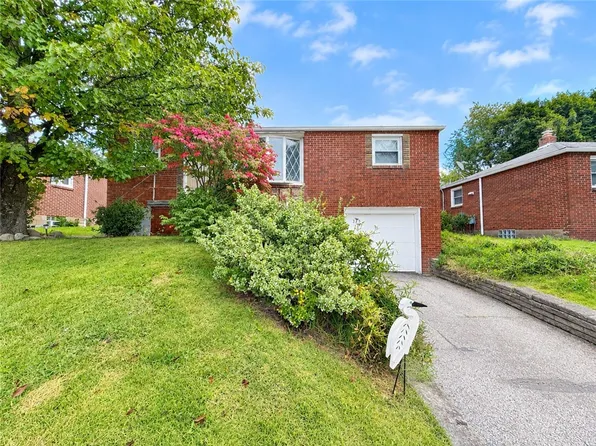 385 Bost Dr, West Mifflin, PA 15122