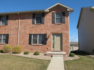 1732 Glenbridge Rd, Bloomington, IL 61704