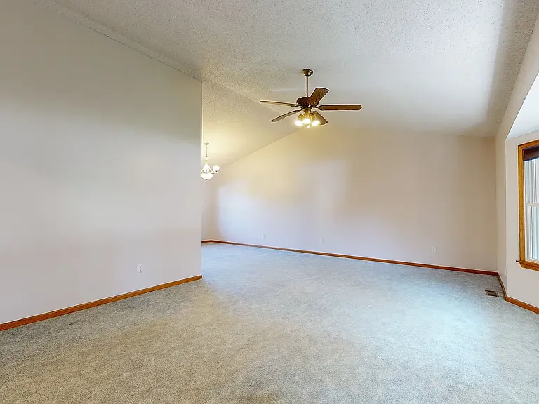 1211 Vista View Ct — Photo 4