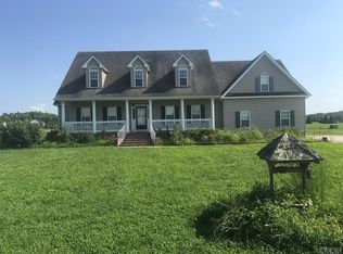 162 Regency Cir, Moyock, NC 27958