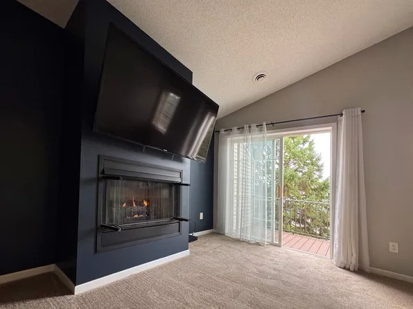 2210 Ranchview Ln N, Minneapolis, MN 55447