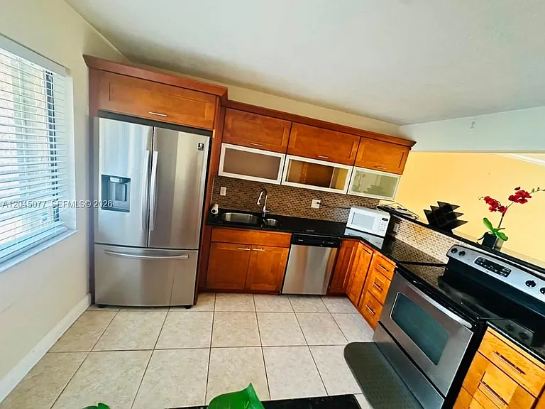 197 Lakeview Dr #105 — Photo 6