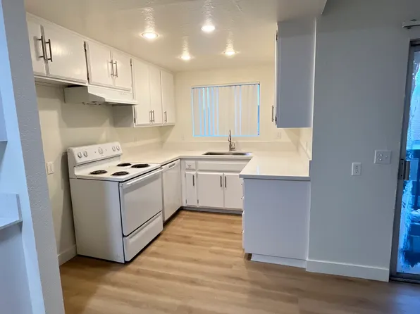 8111 9th St #10, Buena Park, CA 90621