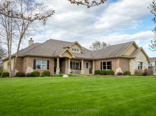 40W730 Stoneridge Ct, Elgin, IL 60124