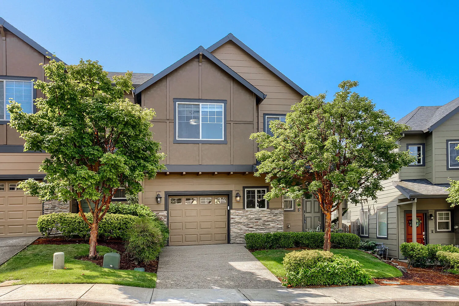 3 bed, 1768 sqft, $2,875 — Photo 1