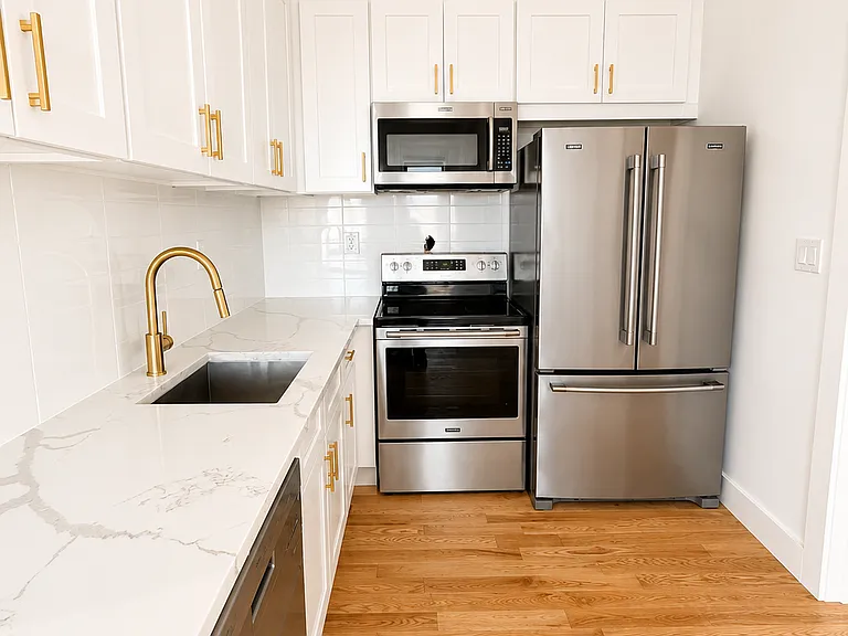 704 Decatur St #2F — Photo 2
