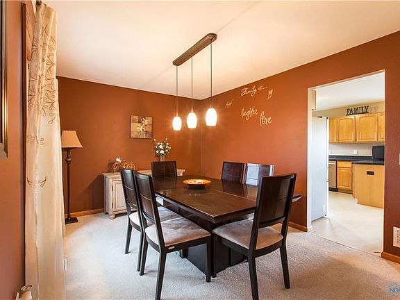 5th image of 26550 Woodmont Dr