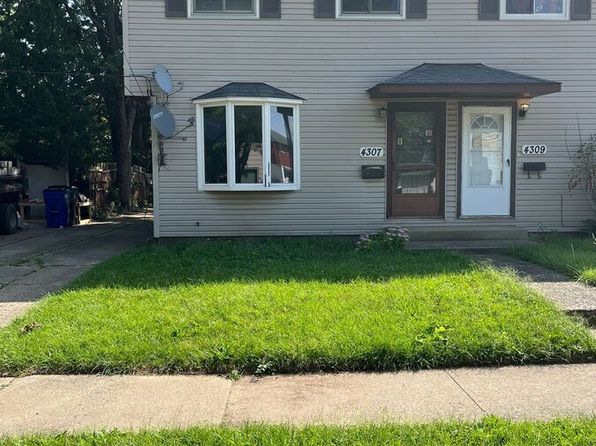 4307 W 152nd St